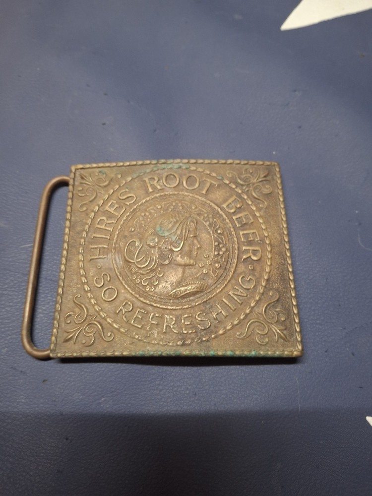 Belt buckle