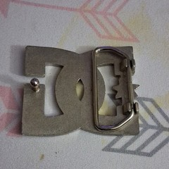 DC Shoes Silver Metal Logo Belt Buckle Clamp Closure Fits 1.5in Belt Men