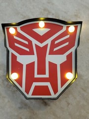 2017 Transformers Autobot Metal and Wood Lights Up RARE 5&Prime; x 5&Prime; Works by Typo