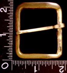 LL16107 VINTAGE **CUT-OUT RECTANGULAR DESIGN** GOLDTONE TONGUE TYPE BELT BUCKLE