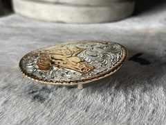 Crumrine Belt Buckle 3.75 x 3 in Horse Trio Oval Silver Engraved Gold 1.75