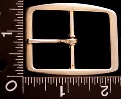 LL20124 VINTAGE ***SILVERTONE CUT-OUT DESIGN*** TONGUE TYPE BELT BUCKLE