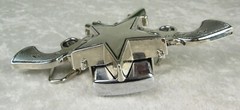 Rock Rebel 2 Revolvers 1 Star Belt Buckle Lighter Holder Pistols Buckle