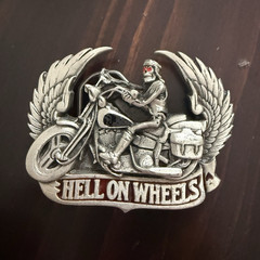 Hell on Wheels 1972 Silver Metal Winged Skull Biker Belt Buckle 1.5in