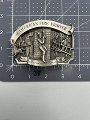 Vintage American Fire Fighter 1986 Commemorative Belt Buckle (38)