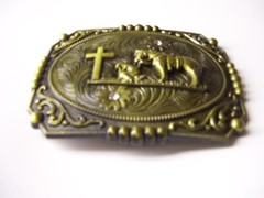 Belt Buckle Praying Cowboy Kneeling at Cross Western Floral Large 4.5&Prime;x 3.5&Prime;