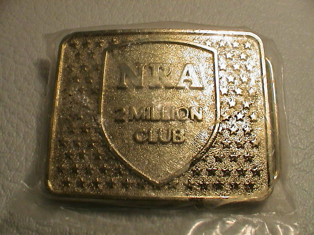 NRA NATIONAL RIFLE ASSOCIATION 2 MILLION DOLLAR GUN CLUB MENS BRASS BELT BUCKLE