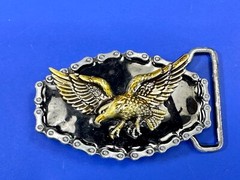 Bikers Patriotic American Eagle Flying Hunting Vtg. belt buckle w/ chain boarder