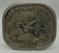Pittsburgh Quality Tillage Tools Gray Metal 2 5/8&Prime; x 2 1/4&Prime; Belt Buckle