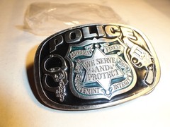 VINTAGE 1985 GREAT AMERICAN BUCKLE CO. USA. POLICE WE SERVE & PROTECT PREOWNED