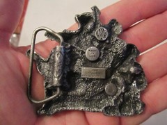 1981 BERGAMOT COUNTRY WESTERN BAND THEME 3D DESIGN BELT BUCKLE – BOX GW 2