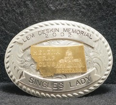 WJ11112 NICE VINTAGE 2002 **HELENA TRAP CLUB SINGLES LADY** GUN CLUB BELT BUCKLE