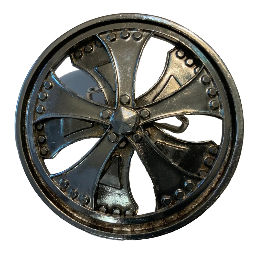 Silver Star belt buckle Spinning moving round figural novelty hubcap silver tone
