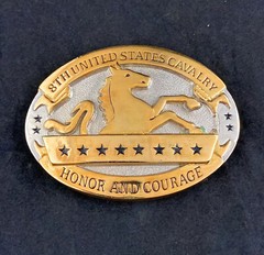 🌟US Army 8th Cavalry Regiment, Honor & Courage Crest Gold & Silver Belt Buckle
