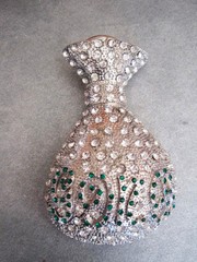 Belt Buckle Silver Pot of Gold with Green and white CZ&rsquo;s stones Very Heavy