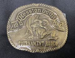 Hesston Belt Buckle 1986 3 3/4” Adult Size Brass Tournament Rodeo *New & Sealed*