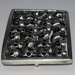 soffer ari belt buckle 925 silver with ruby gemstones in skull eyes