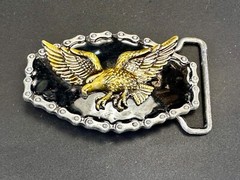 Bikers Patriotic American Eagle Flying Hunting Vtg. belt buckle w/ chain boarder