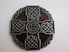 NEW Jean&rsquo;s Friend Belt Buckle Celtic Cross and Intricate knot work dark red