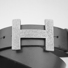 H Belt Buckle Smooth Silver Tone Classic Sporty Metal Buckle