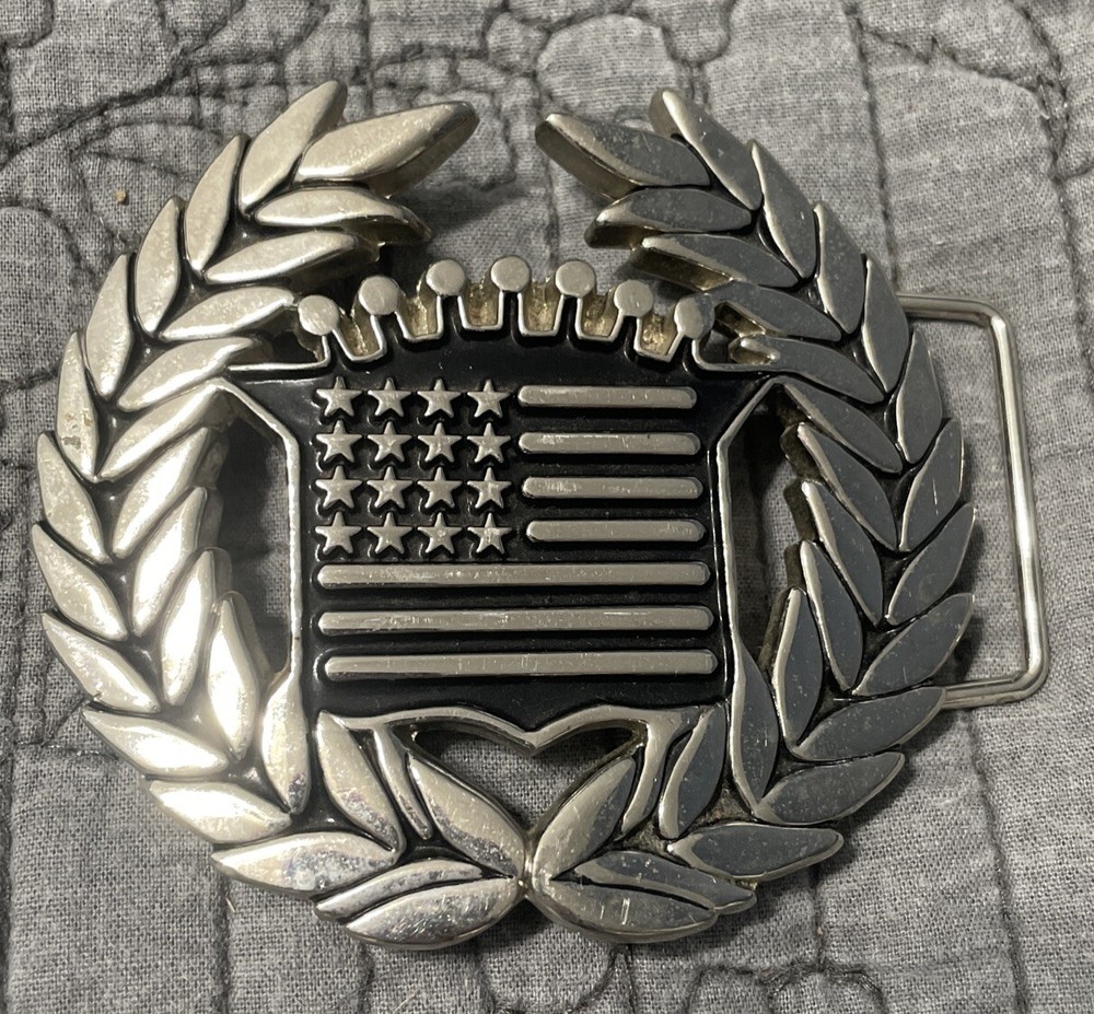 Famous Stars and Stripes Cadillac Belt Buckle-8387 💎