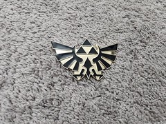 Nintendo Legend of Zelda Triforce Hyrule Crest Belt Buckle Mens Gold/Black