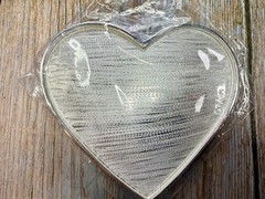Beautiful Heart Shaped Textured Silver Color Ladies Soaked Project Belt Buckle