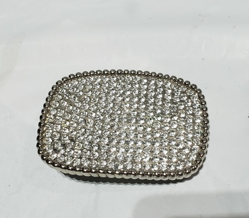 CLEAR CRYSTALS ART FASHION SILVERTONE BELT BUCKLE B FUSSY
