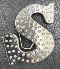 Large “S” Belt Buckle – Bold & Classic Statement Piece!