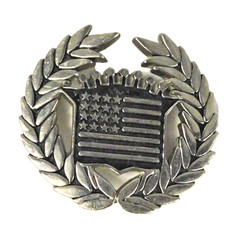 Famous Belt Buckle Stars & Stripes Flag Wreath USA Black Silver #8387 Ex. Cond.