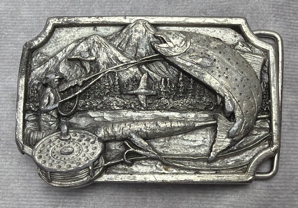Siskiyou Buckle Co Fisherman Fishing Angler Oregon K-27 1983 Mountains Pewter T2