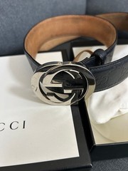GUCCI Pre-Owned Black Leather Belt Silver