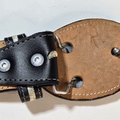 YAC Leather And Silk Blk And White Horse Head Design Belt 34&Prime;