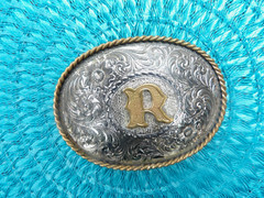 MONTANA SILVERSMITHS MEN&rsquo;S STERLING SILVER PLATE LETTER « R » WESTERN BELT BUCKLE