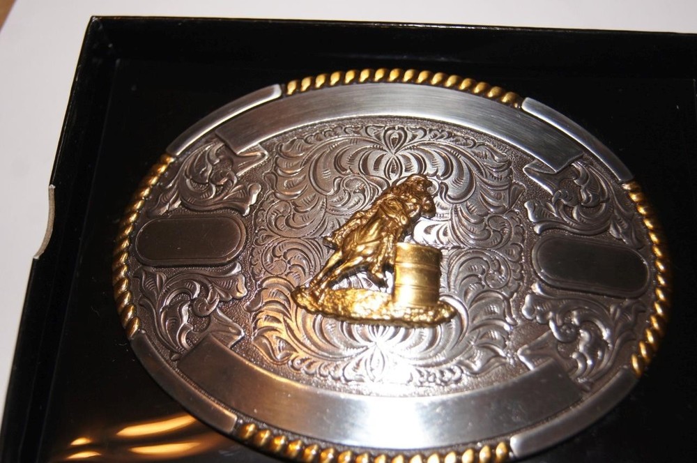 Crumrine Trophy Buckle Oval Barrell Racer 4 Ribbons Belt Buckle 38594