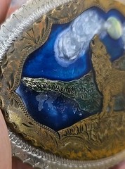 ALASKAN HOWLING WOLF MOONLIGHT BRASS & SILVER BELT BUCKLE BLUE PEARL RESIN INLAY