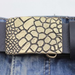 Croco Look Metal Belt Buckle – Textured Design, Elegant & Modern
