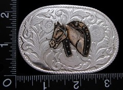 LI04141 VINTAGE ***HORSESHOE AND HORSE*** OVAL SHAPE WESTERN BELT BUCKLE