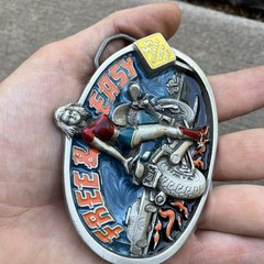 Free & Easy « Slippery When Wet » Tanside Belt Buckle 1992 Dragon Collection B28