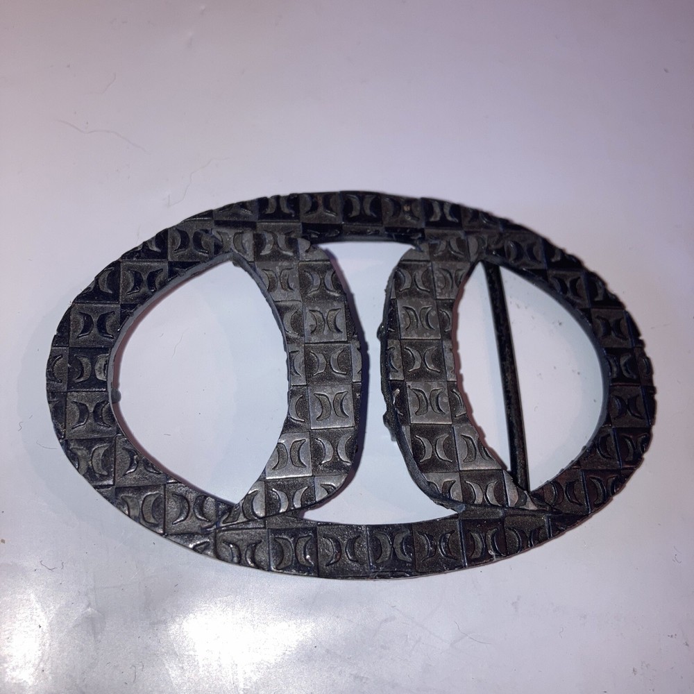 HURLEY Intl Clothing Co Vintage metal cut out logo Belt Buckle , Lead Free!