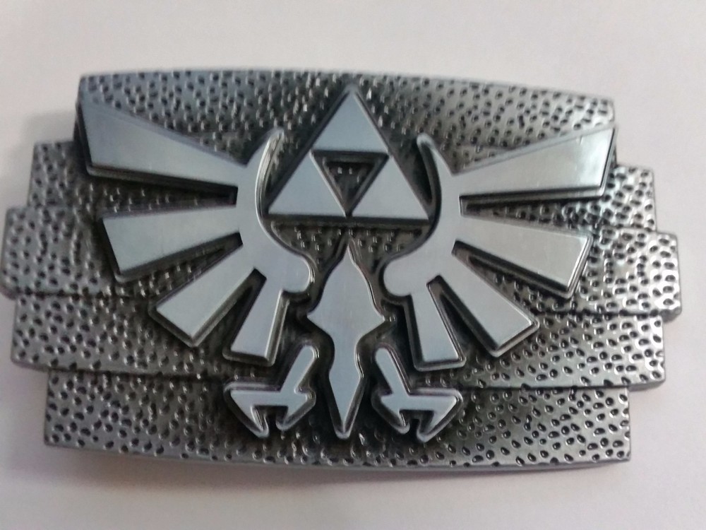 SQP1 Legend of Zelda Game TRIFORCE Metal BELT BUCKLEAntique silver color cosplay