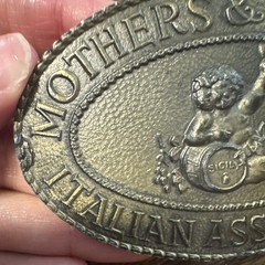 Ficca Italian Mothers & Fathers Oval Western Belt Buckle Gold Metal 1.5in Fit