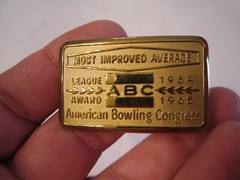 1964 – 1965 AMERICAN BOWLING CONGRESS LEAGUE AWARD BELT BUCKLE – BOX GW 4
