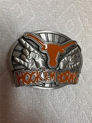 Hook&rsquo;Em Horns Belt Buckle Great American Buckle Company BKL2324PC