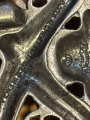 The Alchemy Skull Belt Buckle With Knives