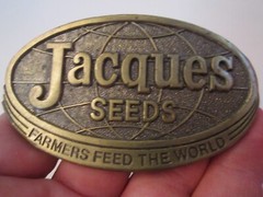 1977 JACQUES SEEDS BELT BUCKLE – FARMERS FEED THE WORLD – LIMITED ED. – GW-16