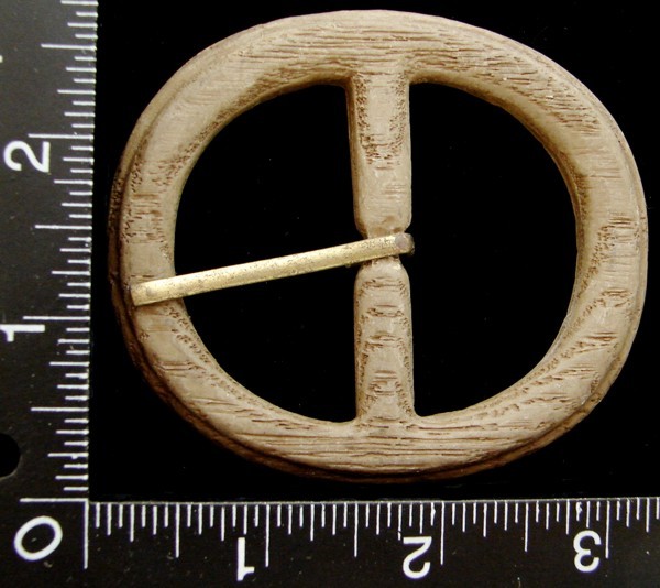 LL04128 *NOS* HAND CRAFTED ***CUT-OUT WOOD*** ROUND TONGUE TYPE BELT BUCKLE