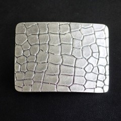 Croco Look Belt Buckle Antique Silver – Modern Minimal Design with Reptile Look