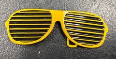 🎉 Retro Party Vibes Belt Buckle – Flashy, Fun, and Full of Attitude 🎉 Yellow