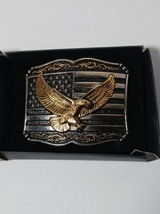 Montana Silversmiths Men&rsquo;s Soaring Liberty Black & Gold Buckle A952 New-Open Box